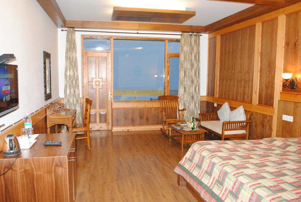 Vivaan The Sunrise Resort Manāli Kültér fotó