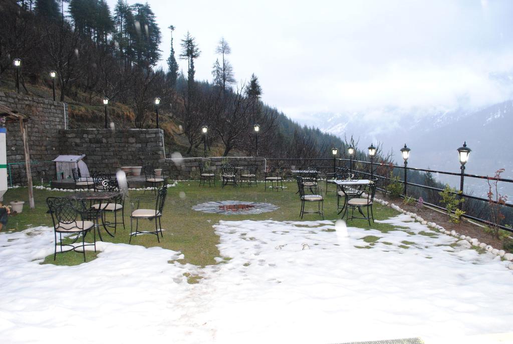 Vivaan The Sunrise Resort Manāli Kültér fotó