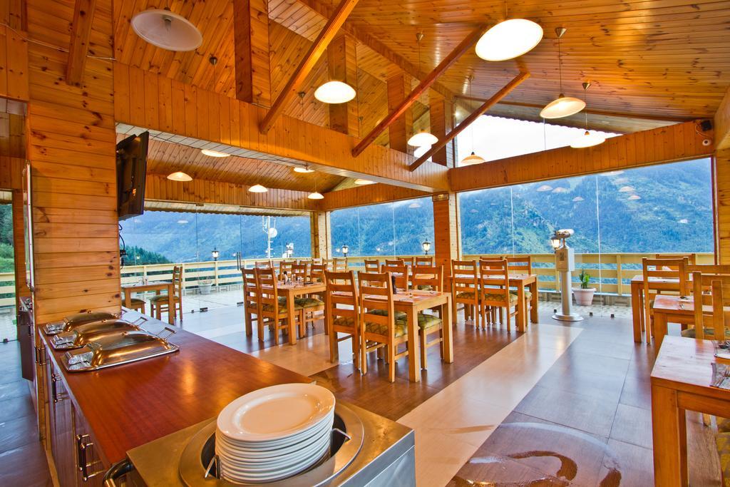 Vivaan The Sunrise Resort Manāli Kültér fotó