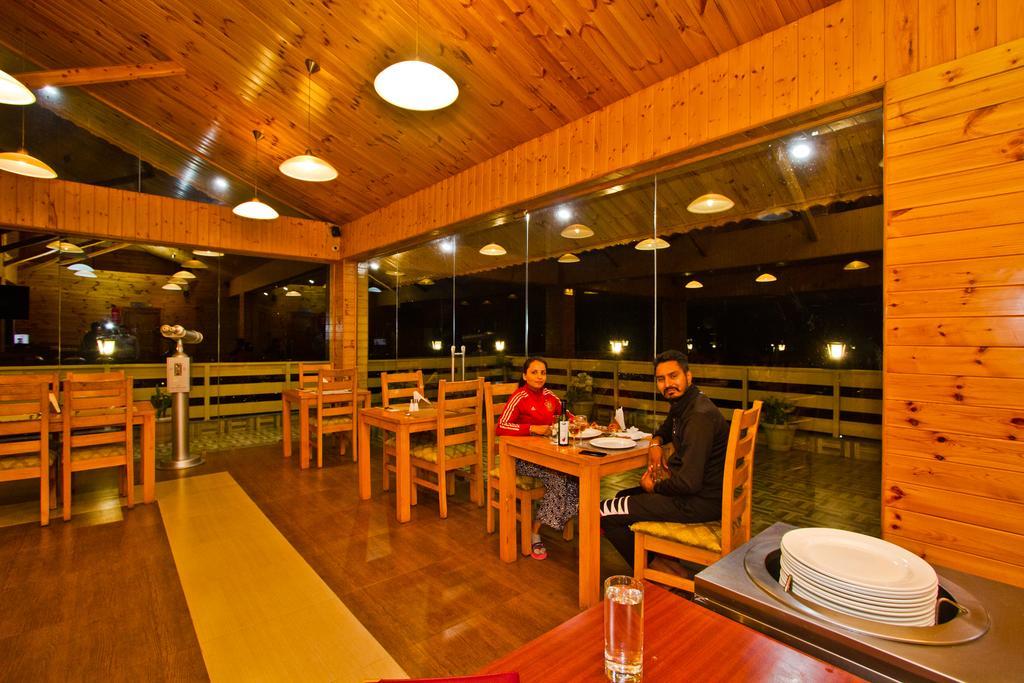 Vivaan The Sunrise Resort Manāli Kültér fotó